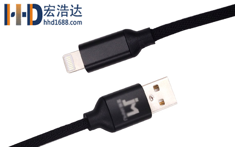 宏浩達(dá)廠家直銷手機(jī)數(shù)據(jù)線鋁合金布紋充電蘋(píng)果數(shù)據(jù)線工廠專業(yè)定制