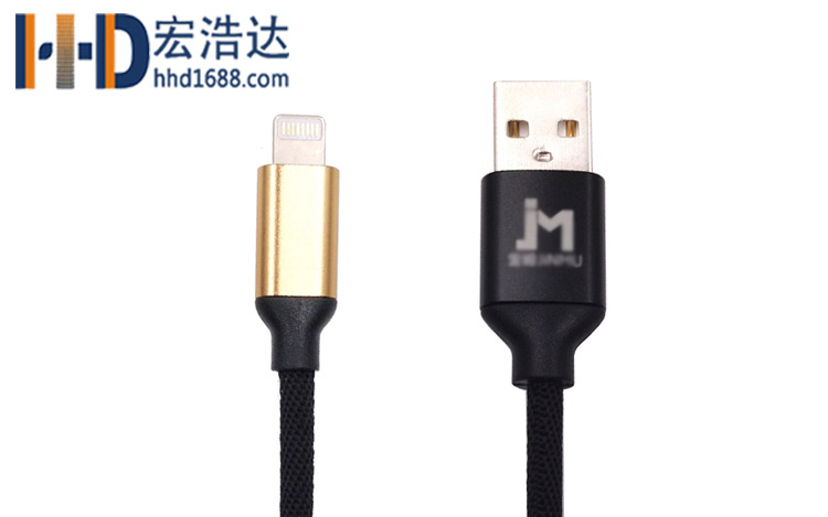 宏浩達(dá)廠家直銷手機(jī)數(shù)據(jù)線鋁合金布紋充電蘋(píng)果數(shù)據(jù)線工廠專業(yè)定制