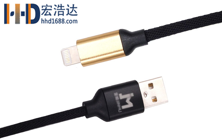 宏浩達(dá)廠家直銷手機(jī)數(shù)據(jù)線鋁合金布紋充電蘋(píng)果數(shù)據(jù)線工廠專業(yè)定制