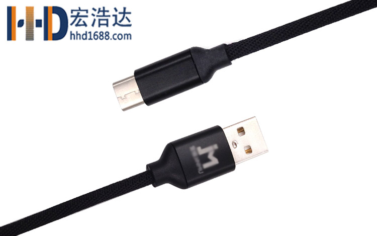 宏浩達廠家直銷手機數(shù)據(jù)線鋁合金布紋充電type-c數(shù)據(jù)線工廠專業(yè)定